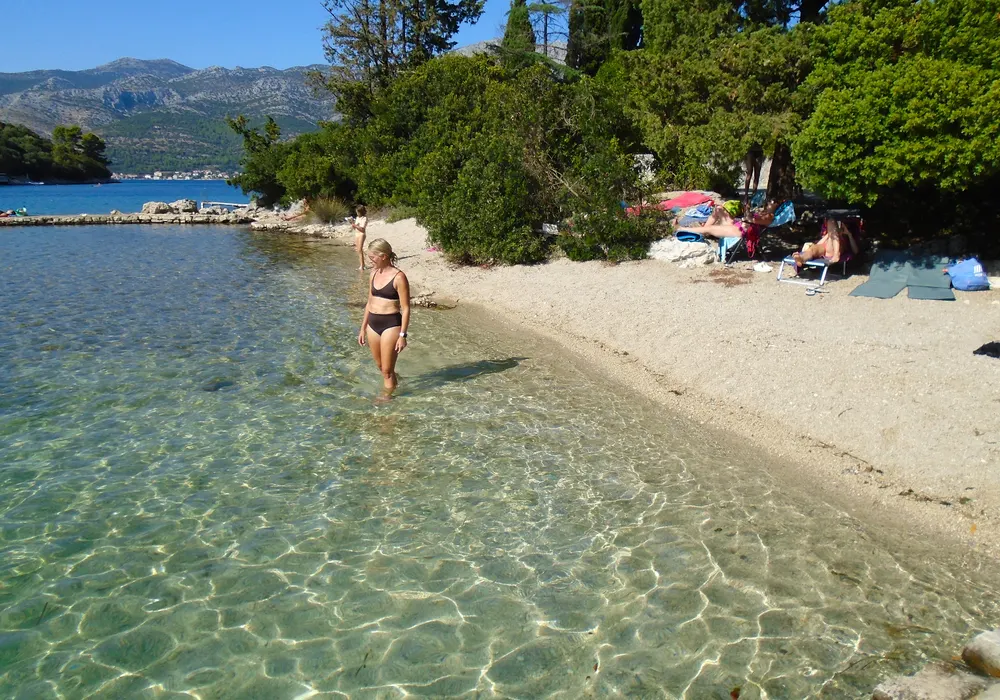 Plaža Žrnovo na otoku Korčuli